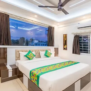 3* Hotel Treebo Premium Cochin Airport, 5 Min From Cochin Airport
